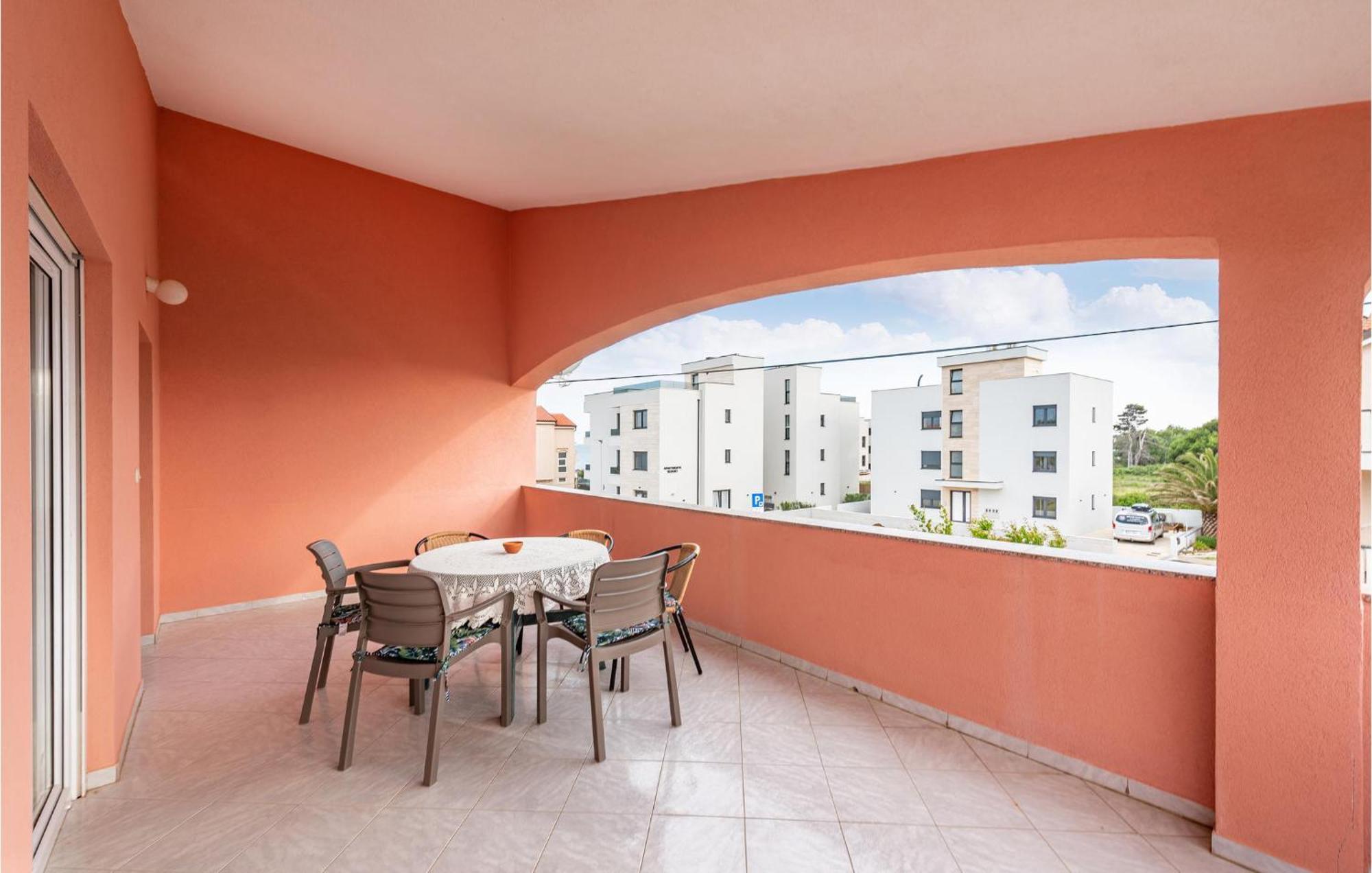 Beautiful Apartment In Vir With Wifi Eksteriør billede