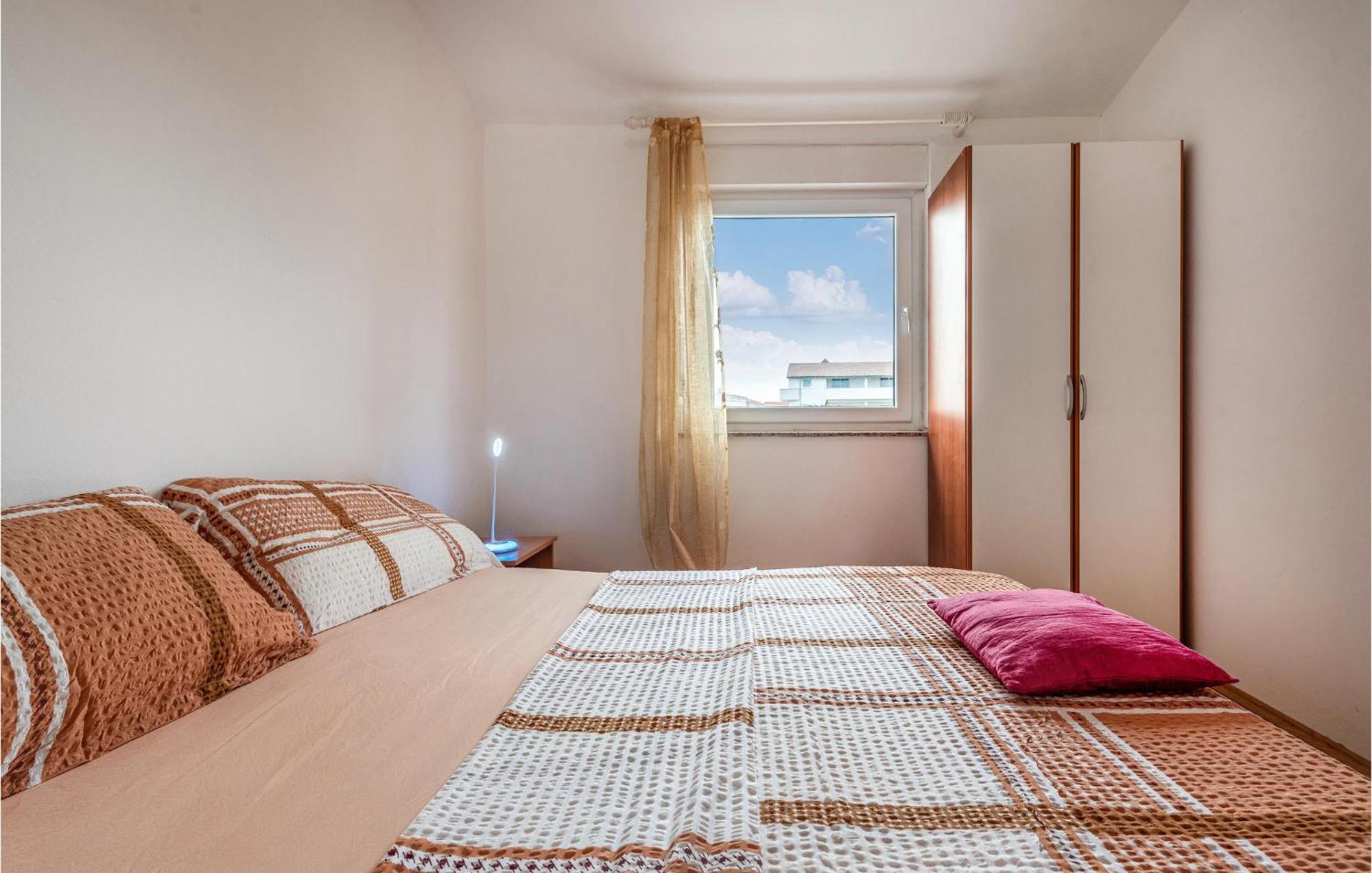 Beautiful Apartment In Vir With Wifi Eksteriør billede